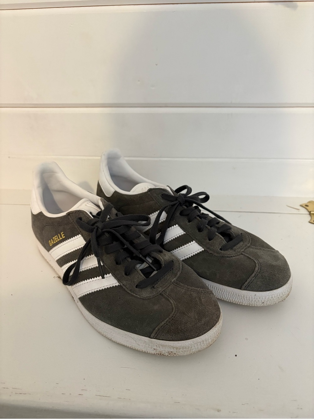 Men's Suede Sneakers in Grey and White